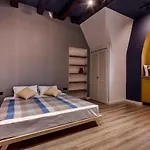 Leogrand On Kniazia Romana 6 Apartment