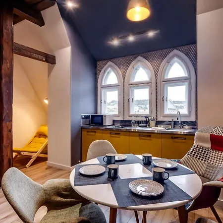 Leogrand On Kniazia Romana 6 Apartment Lviv