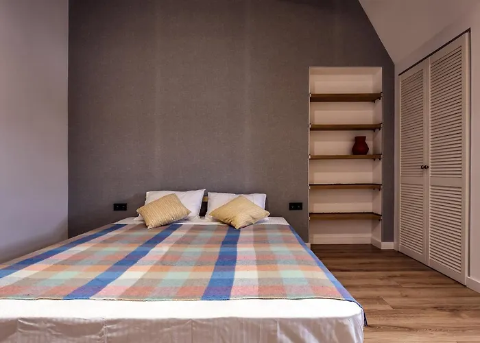 Leogrand On Kniazia Romana 6 Apartamento