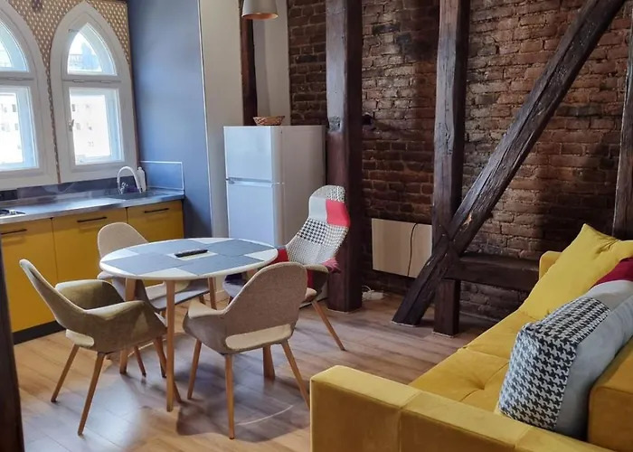 Leogrand On Kniazia Romana 6 Apartamento