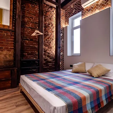 Leogrand On Kniazia Romana 6